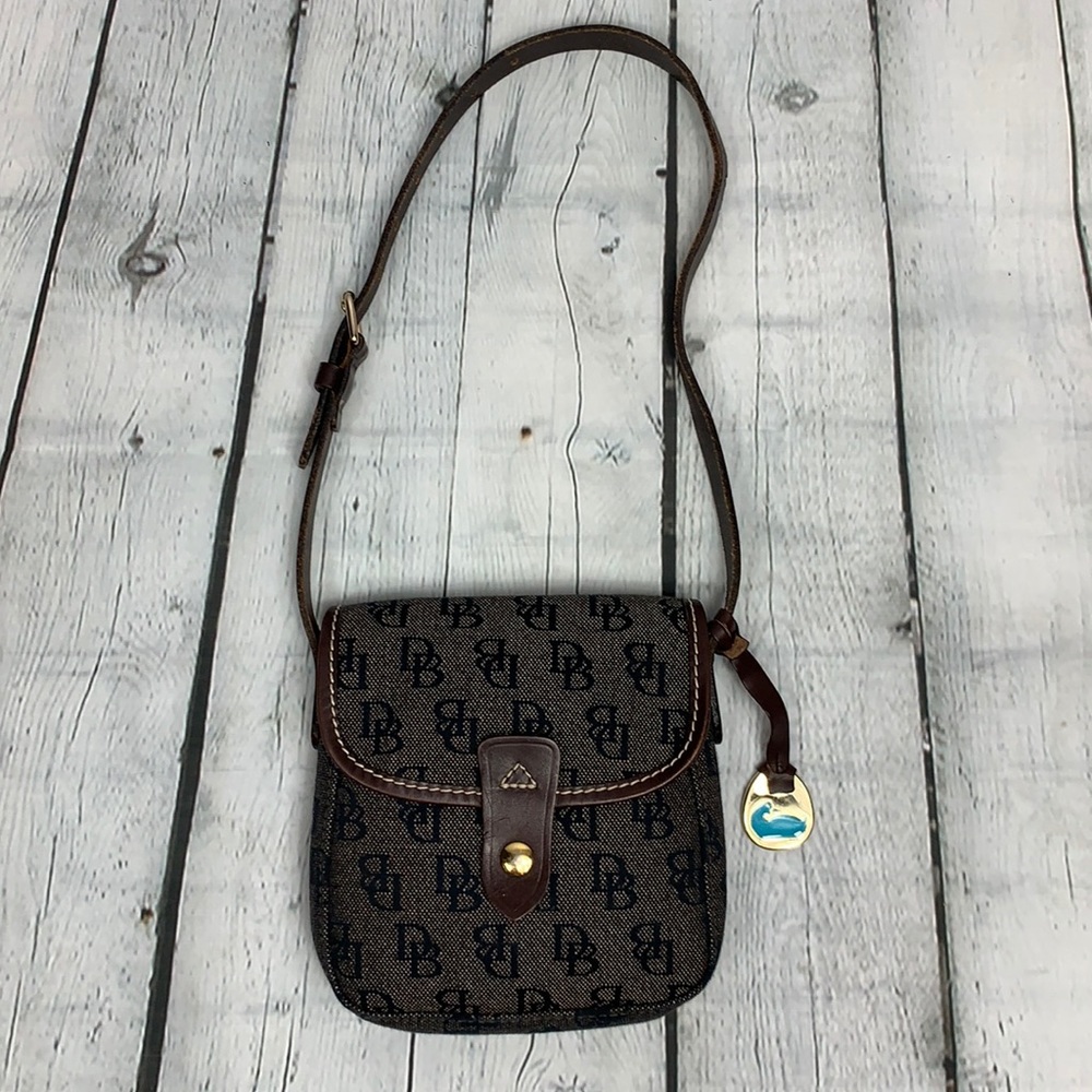 Vintage genuine Dooney and Bourke bag